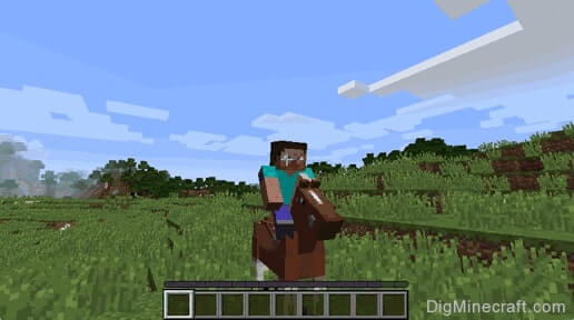 How to Tame a Horse in Minecraft